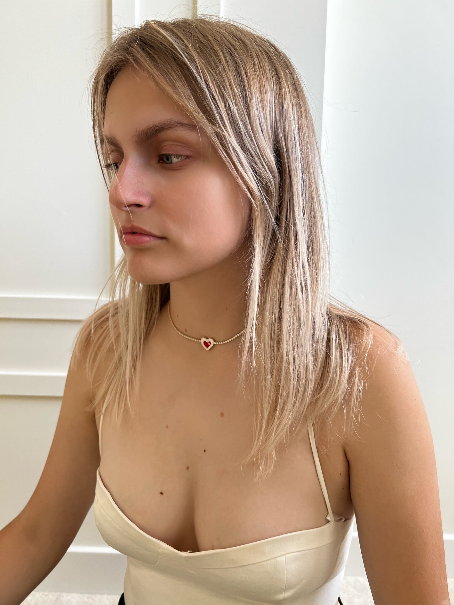 Choker White Heart Necklace